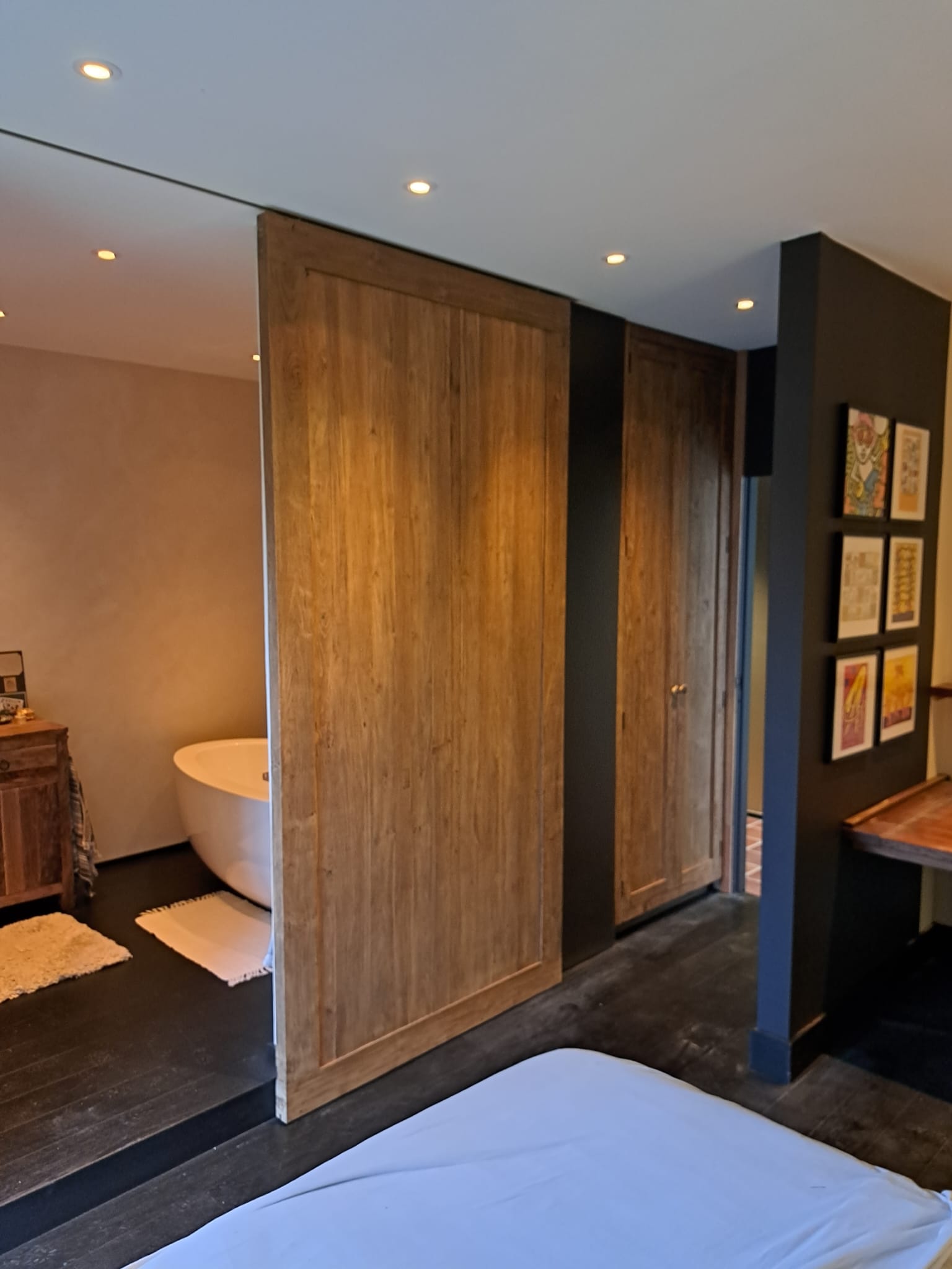 Grote houten schuifdeuren